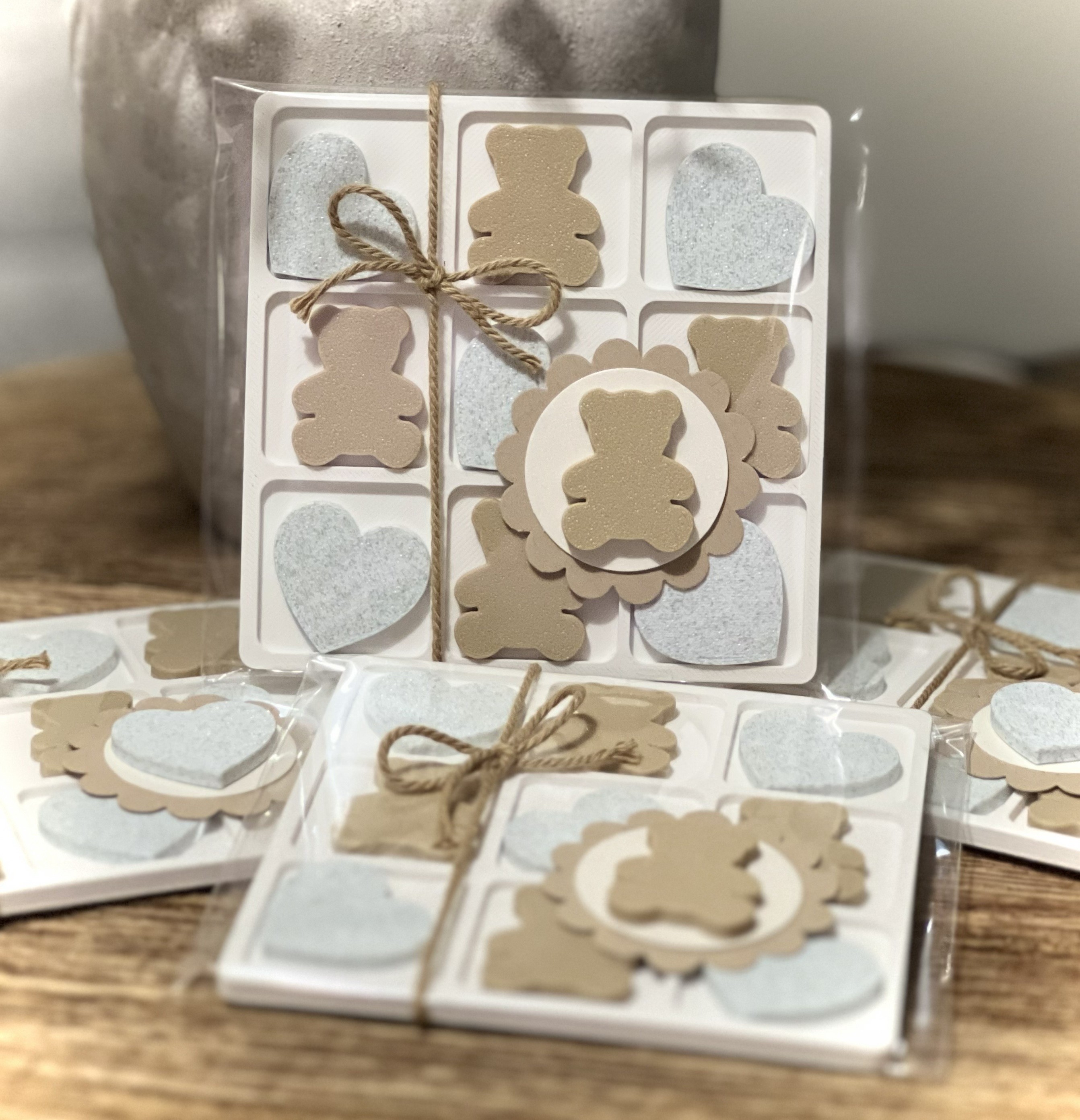 Bear and heart tic-tac-toe set for gifting or display